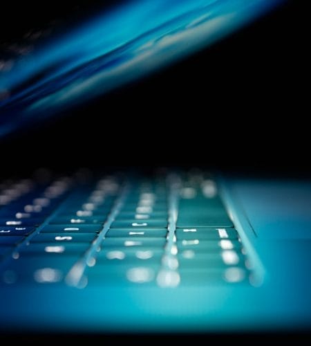 Keamanan Jaringan: Menjaga Data Anda